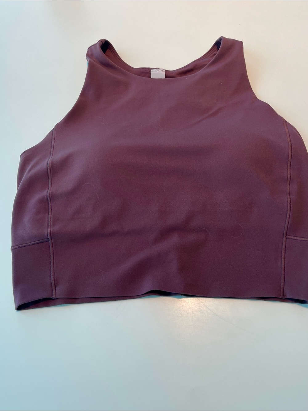 Rhone Cropped Athletic Tank Top in Deep Plum
